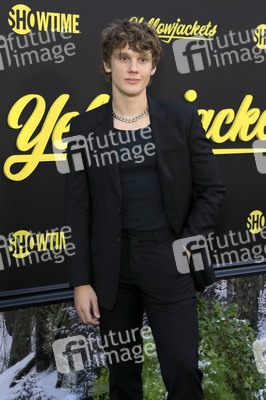 Season 2 Premiere 'Yellowjackets' in Los Angeles