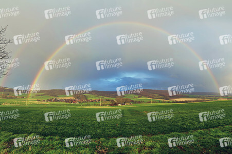 Symbolfoto Regenbogen