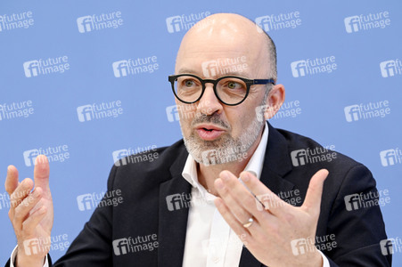 Bundespressekonferenz Gemeinschaftsdiagnose der Wirtschaftsforschungsinstitute Frühjahr 2023 in Berlin