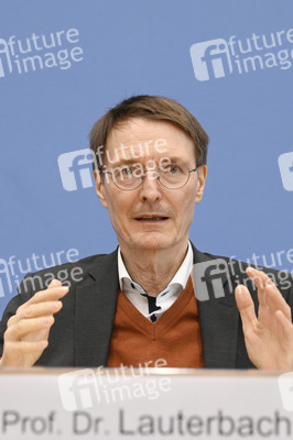 Bundespressekonferenz Bekämpfung von Arzneimittel-Lieferengpässen in Berlin