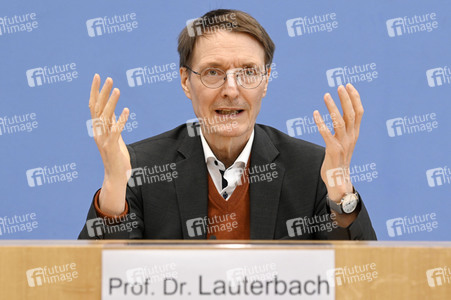 Bundespressekonferenz Bekämpfung von Arzneimittel-Lieferengpässen in Berlin