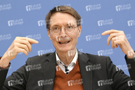 Bundespressekonferenz Bekämpfung von Arzneimittel-Lieferengpässen in Berlin