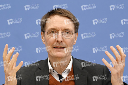 Bundespressekonferenz Bekämpfung von Arzneimittel-Lieferengpässen in Berlin