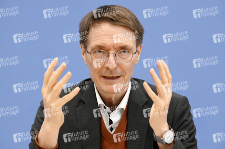 Bundespressekonferenz Bekämpfung von Arzneimittel-Lieferengpässen in Berlin