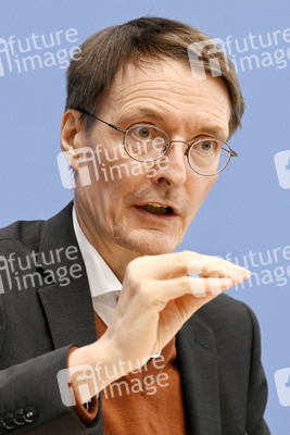 Bundespressekonferenz Bekämpfung von Arzneimittel-Lieferengpässen in Berlin