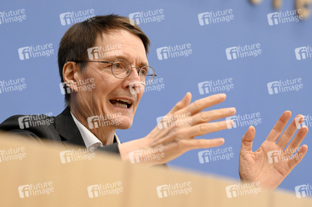 Bundespressekonferenz Bekämpfung von Arzneimittel-Lieferengpässen in Berlin