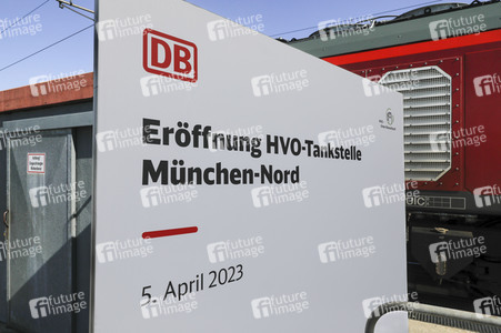 Eröffnung Lok-Tankstelle in München