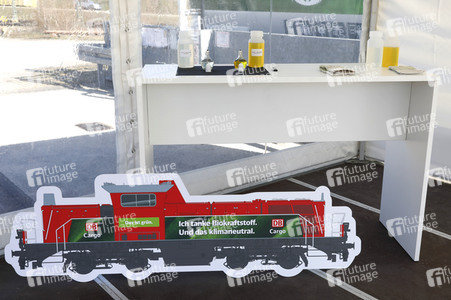 Eröffnung Lok-Tankstelle in München