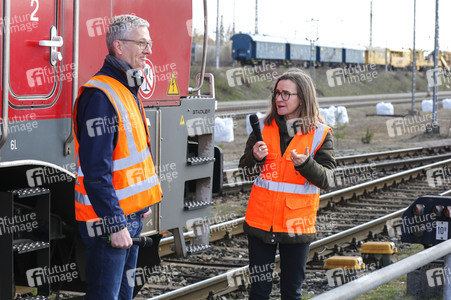 Eröffnung Lok-Tankstelle in München