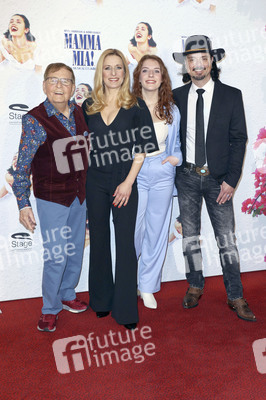 Musicalpremiere 'Mamma Mia!' in Hamburg