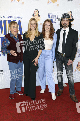 Musicalpremiere 'Mamma Mia!' in Hamburg