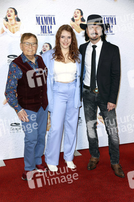 Musicalpremiere 'Mamma Mia!' in Hamburg