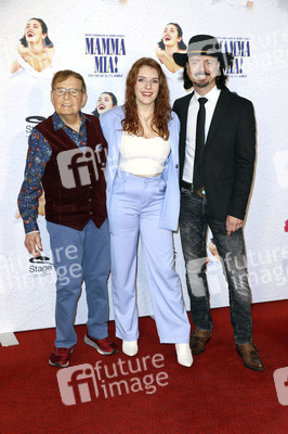 Musicalpremiere 'Mamma Mia!' in Hamburg