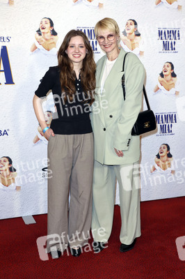 Musicalpremiere 'Mamma Mia!' in Hamburg