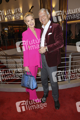 Musicalpremiere 'Mamma Mia!' in Hamburg