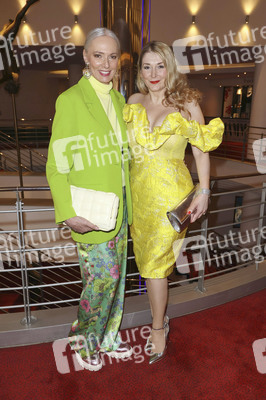 Musicalpremiere 'Mamma Mia!' in Hamburg
