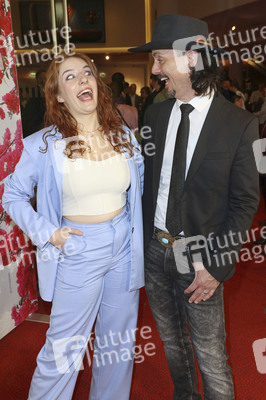 Musicalpremiere 'Mamma Mia!' in Hamburg