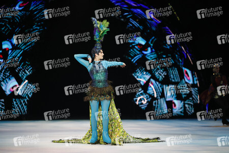 Eisrevue-Premiere 'Holiday on Ice - A New Day' in Erfurt