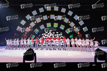 Eisrevue-Premiere 'Holiday on Ice - A New Day' in Erfurt