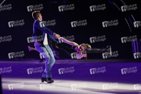 Eisrevue-Premiere 'Holiday on Ice - A New Day' in Erfurt