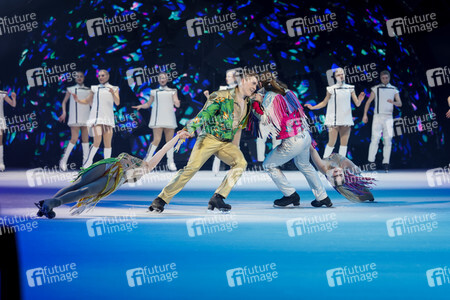 Eisrevue-Premiere 'Holiday on Ice - A New Day' in Erfurt