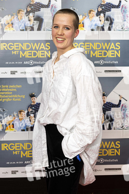 Premiere 'Irgendwas mit Medien' in Weimar