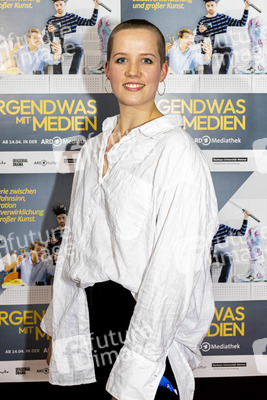 Premiere 'Irgendwas mit Medien' in Weimar