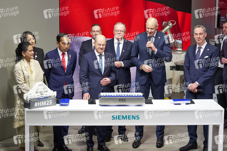 Eröffnungsrundgang auf der Hannover Messe 2023