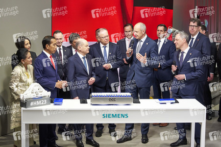 Eröffnungsrundgang auf der Hannover Messe 2023