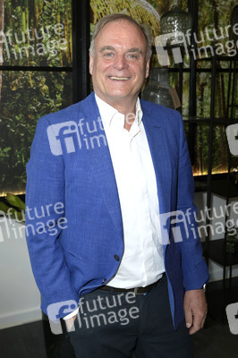 Launch von Natascha Ochsenknechts Vasenkollektion 'Color Your Life' in Berlin