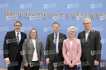 Bundespressekonferenz Prüfbericht zur Berechnung der deutschen Treibhausgasemissionen in Berlin