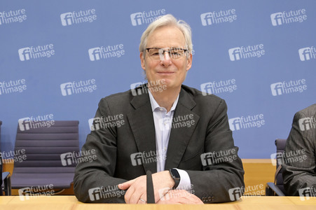 Bundespressekonferenz Prüfbericht zur Berechnung der deutschen Treibhausgasemissionen in Berlin