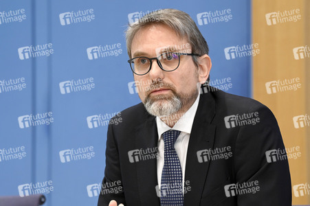 Bundespressekonferenz Prüfbericht zur Berechnung der deutschen Treibhausgasemissionen in Berlin
