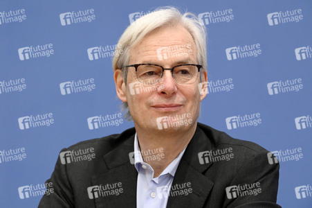 Bundespressekonferenz Prüfbericht zur Berechnung der deutschen Treibhausgasemissionen in Berlin