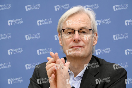 Bundespressekonferenz Prüfbericht zur Berechnung der deutschen Treibhausgasemissionen in Berlin