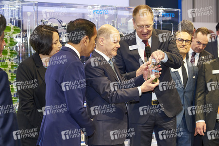 Eröffnungsrundgang auf der Hannover Messe 2023