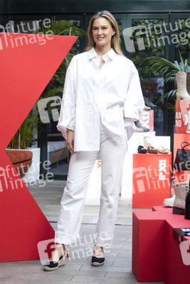 Photocall mit Bar Refaeli in Madrid