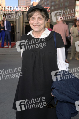 Theaterpremiere 'Stolz und Vorurteil *oder so' in Berlin
