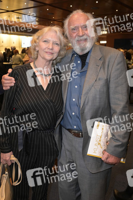 Theaterpremiere 'Stolz und Vorurteil *oder so' in Berlin