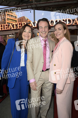 Theaterpremiere 'Stolz und Vorurteil *oder so' in Berlin