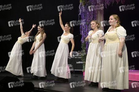 Theaterpremiere 'Stolz und Vorurteil *oder so' in Berlin