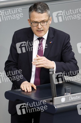 100. Sitzung des Deutschen Bundestages in Berlin