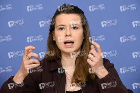 Pressekonferenz von FFF und dem DIW in Berlin