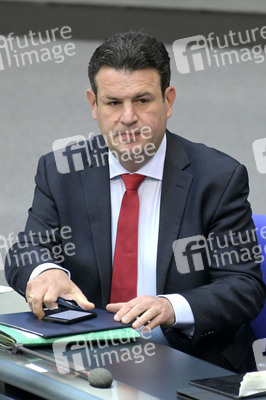 101. Sitzung des Deutschen Bundestages in Berlin