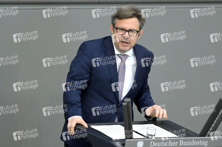 101. Sitzung des Deutschen Bundestages in Berlin