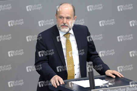 101. Sitzung des Deutschen Bundestages in Berlin