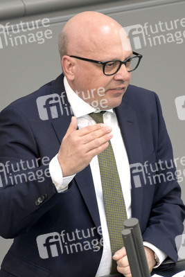 101. Sitzung des Deutschen Bundestages in Berlin