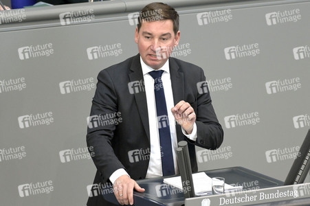 101. Sitzung des Deutschen Bundestages in Berlin