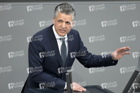 101. Sitzung des Deutschen Bundestages in Berlin