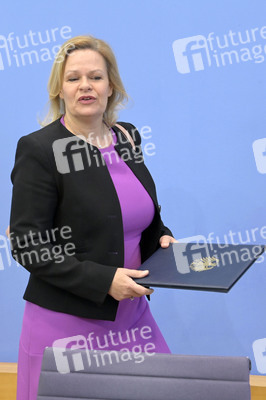 Bundespressekonferenz Fallzahlen für die Politisch Motivierte Kriminalität 2022 in Berlin